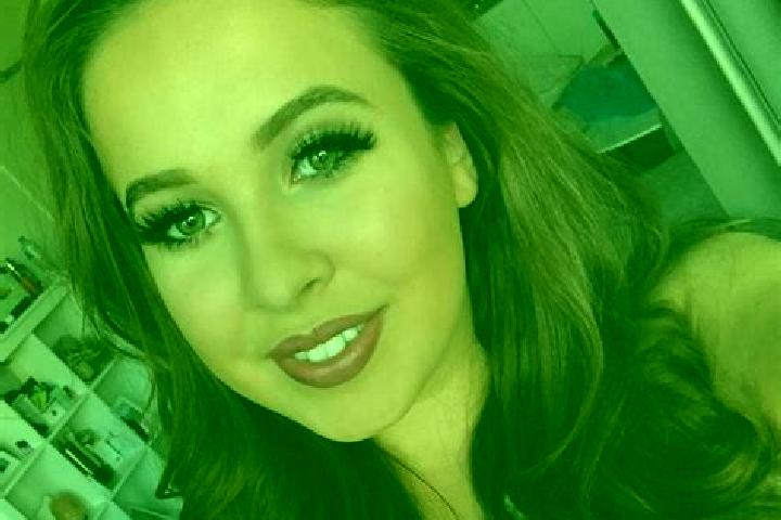 Madison, 21, a auburn brown-eyed european companion based in Clifton. Offering Dinner Date, Massage, Duos, Party Girl. Available for incall and outcall, over...