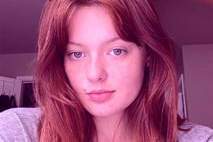 Madison, 21, a chestnut amber-eyed caucasian companion based in Otero de Herreros. Offering Erotic Massage, OWO, 69, Prostate Massage. Available for incall a...