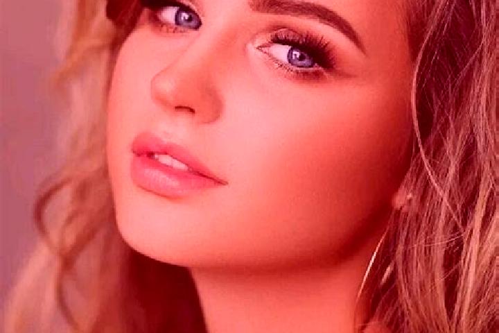 Madison, 21, a dark blonde blue-eyed asian companion based in Azara. Offering Party Girl, Deep French Kissing, Erotic Massage. Available for incall and outca...