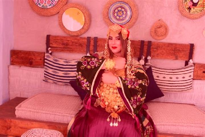 Madison, 21 — Escort in Beni Kheddache, Tunisia