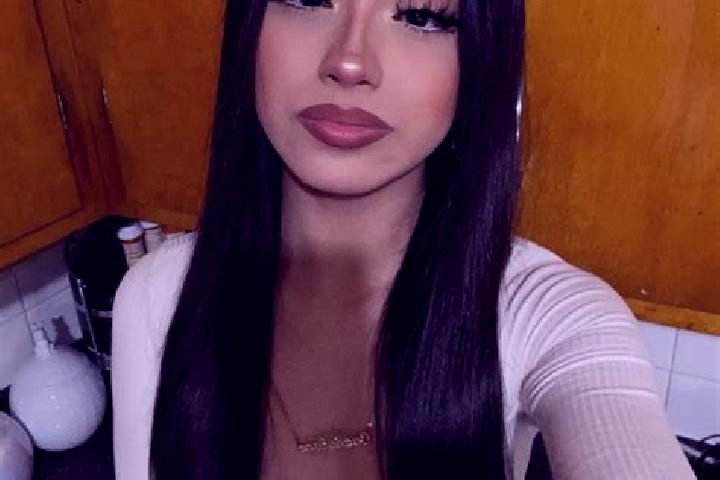 Madison, 22, a black grey-eyed latina companion based in Conde-sur-Sarthe. Offering Party Girl, OWO, Girlfriend Experience, Tantra, BDSM. Available for incal...