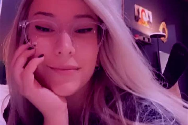 Madison, 22, a blonde grey-eyed ebony companion based in Beach Haven. Offering Prostate Massage, Massage, Party Girl, Deep French Kissing. Available for inca...