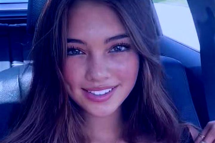 Madison, 22, a brunette green-eyed indian companion based in Mampituba. Offering Prostate Massage, CIM, Massage, Deep French Kissing, Overnight. Available fo...