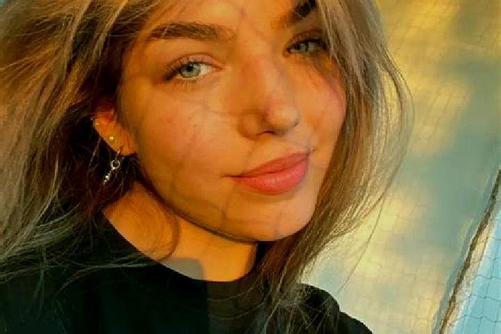 Madison, 22 — Escort in Fibis, Romania