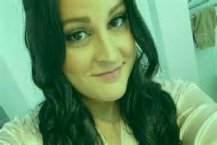 Madison, 22 — Escort in Gunn, Australia