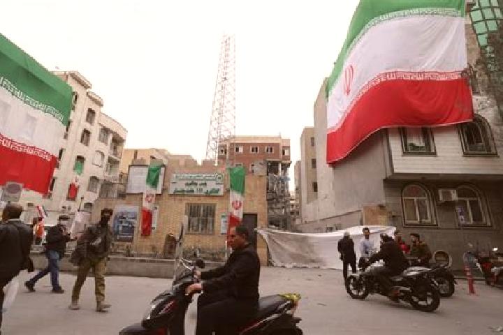 Madison, 22 — Escort in Tall Bumeh, Iran