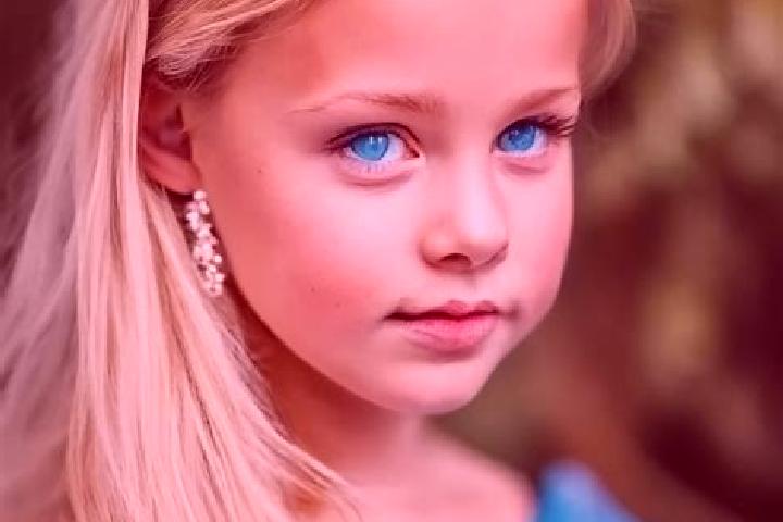 Madison, 23, a blonde blue-eyed asian companion based in Durenque. Offering Party Girl, BDSM, OWO, Overnight. Available for incall and outcall, overnight boo...