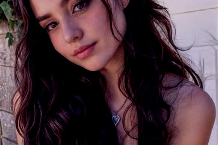 Madison, 23, a brunette hazel-eyed mediterranean companion based in Nizhniy Chir. Offering Roleplay, Overnight, A-Level. Available for incall and outcall, da...