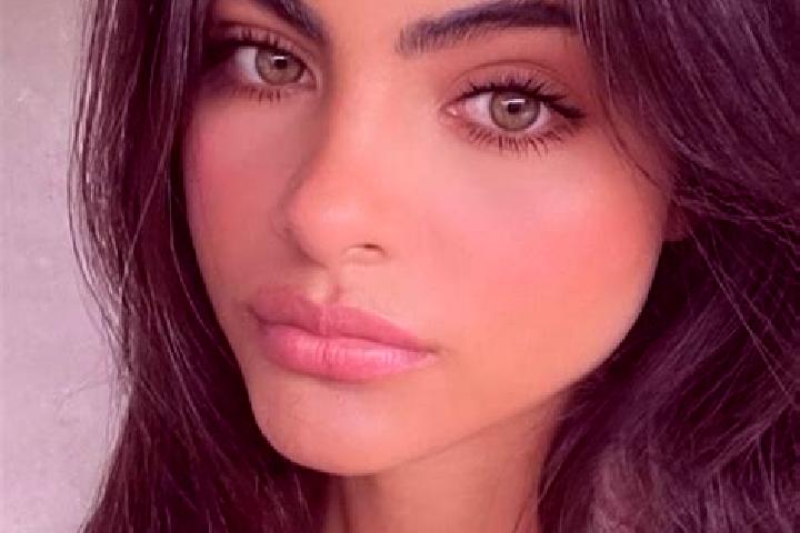 Madison, 23, a chestnut hazel-eyed indian companion based in Amstetten. Offering BDSM, Duos, Massage, Tantra, Deep French Kissing. Available for incall and o...