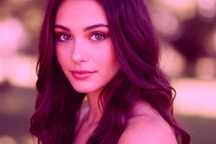 Madison, 23, a dark blonde hazel-eyed caribbean companion based in Soyatlan del Oro. Offering CIM, Overnight, Girlfriend Experience, Erotic Massage. Availabl...