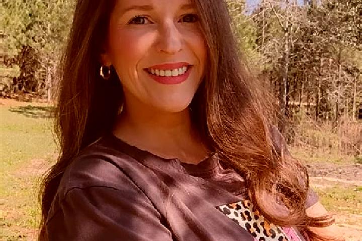Madison, 23 — Escort in Foxworth, United States