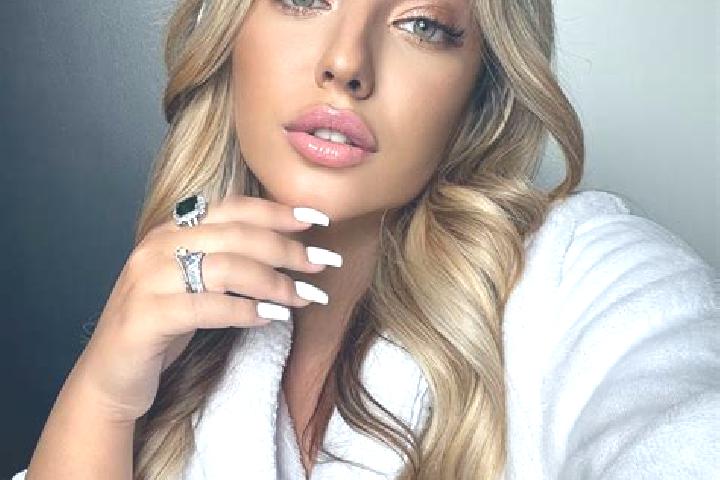 Madison, 23 — Escort in Petershausen-West, Germany