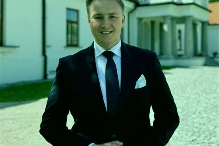 Madison, 23 — Escort in Wielki Buczek, Poland