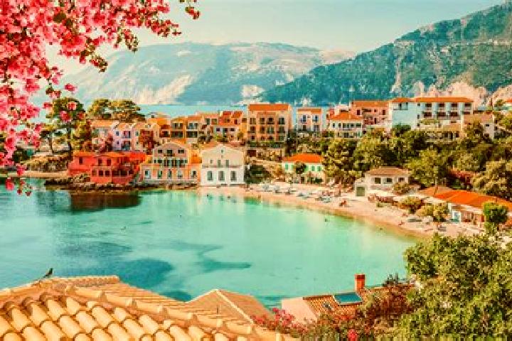 Madison, 24 — Escort in Dhalamanara, Greece