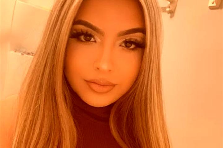 Madison, 25, a blonde brown-eyed latina companion based in Felsberg. Offering Prostate Massage, Tantra, Travel Companion, Girlfriend Experience. Available fo...