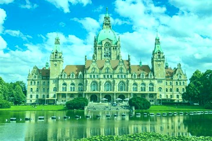 Madison, 25 — Escort in Friedeburg, Germany