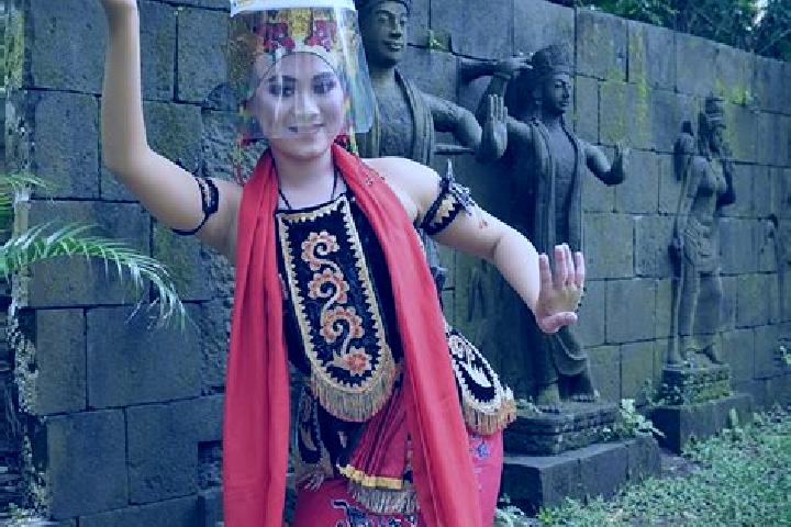 Madison, 25 — Escort in Riang Tengah, Indonesia