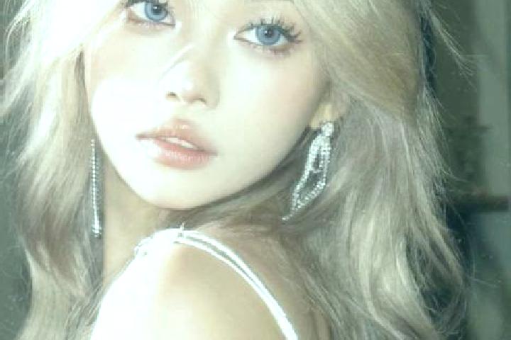 Madison, 26, a blonde dark-eyed asian companion based in Cuparu. Offering 69, Fetish. Available for incall and outcall, day and evening dates.