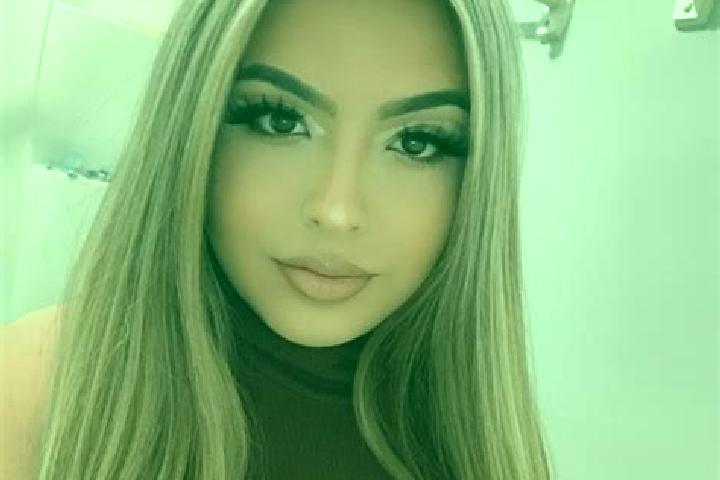 Madison, 26, a blonde grey-eyed latina companion based in Receiving. Offering Striptease, Prostate Massage, Travel Companion, OWO, Dinner Date. Available for...