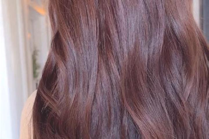 Madison, 26, a red brown-eyed ebony companion based in Oostendorp. Offering Tantra, Striptease, 69. Available for incall and outcall, day and evening dates.
