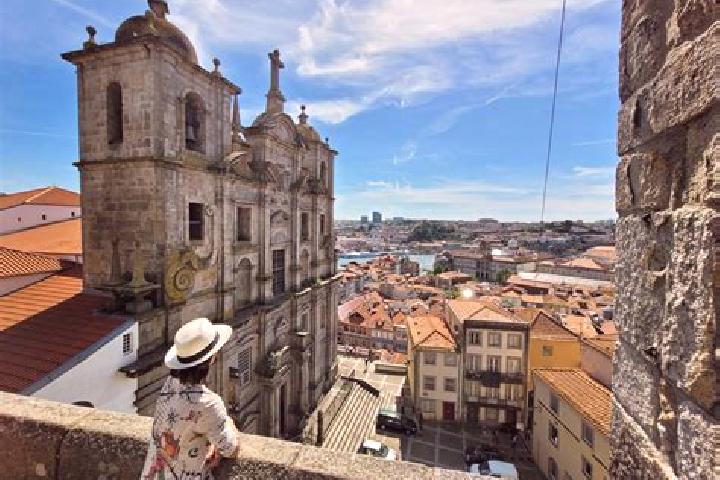 Madison, 26 — Escort in Miradouro, Brazil