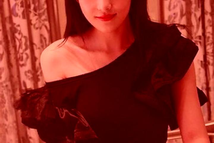 Madison, 27, a black grey-eyed asian companion based in Cherry Burton. Offering Dinner Date, Girlfriend Experience, CIM, Party Girl. Available for incall and...