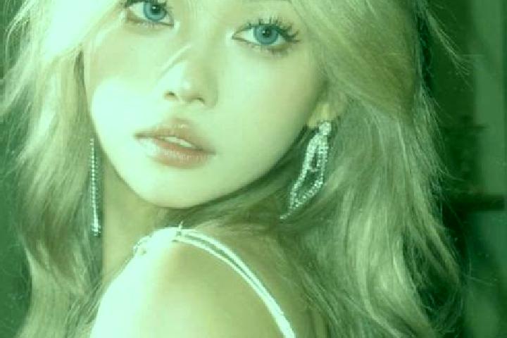 Madison, 27, a blonde dark-eyed asian companion based in Grayvoron. Offering BDSM, Prostate Massage, GFE. Available for incall and outcall, overnight booking...