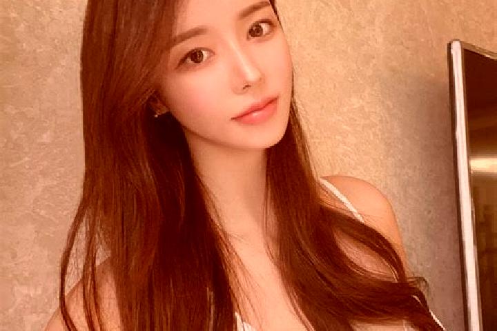 Madison, 27 — Escort in Akdala, China