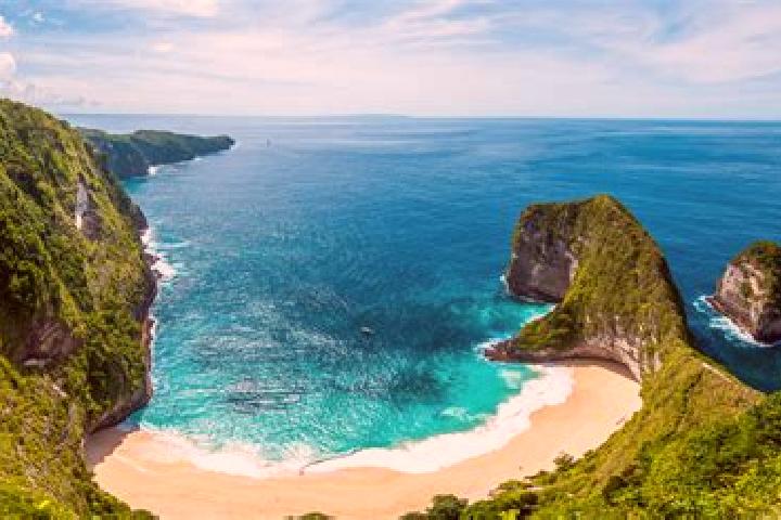 Madison, 27 — Escort in Puncakwangi, Indonesia
