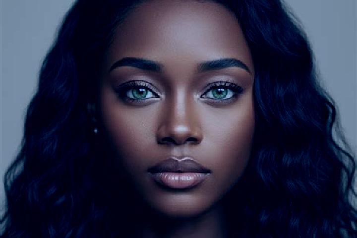 Madison, 28, a red green-eyed ebony companion based in Francolise. Offering Dinner Date, A-Level, BDSM, CIM. Available for incall and outcall, overnight book...