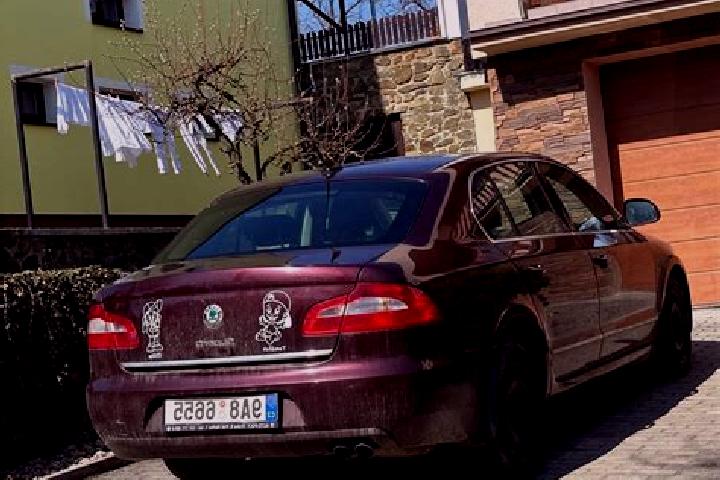 Madison, 28 — Escort in Hosteradice, Czech Republic