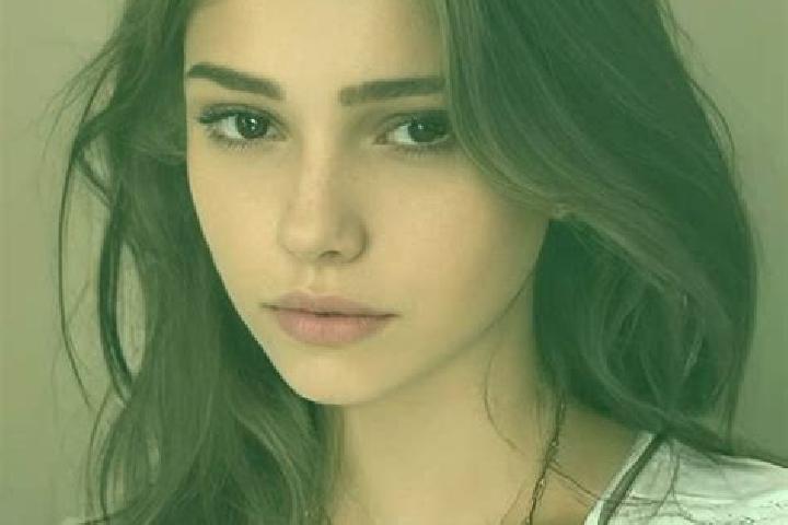 Madison, 29, a chestnut grey-eyed slavic companion based in San Ardo. Offering OWO, Massage, Travel Companion. Available for incall and outcall, overnight bo...