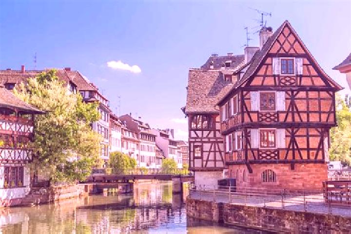 Madison, 30 — Escort in Duttlenheim, France