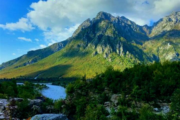 Madison, 30 — Escort in Kastrat, Albania