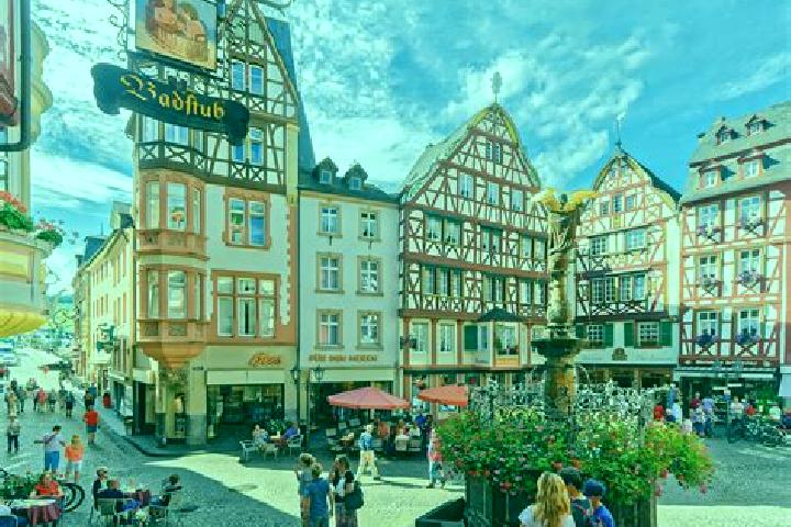 Madison, 31 — Escort in Bernkastel-Kues, Germany