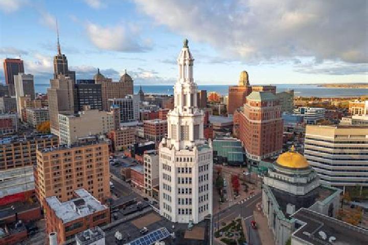 Madison, 31 — Escort in Buffalo, United States