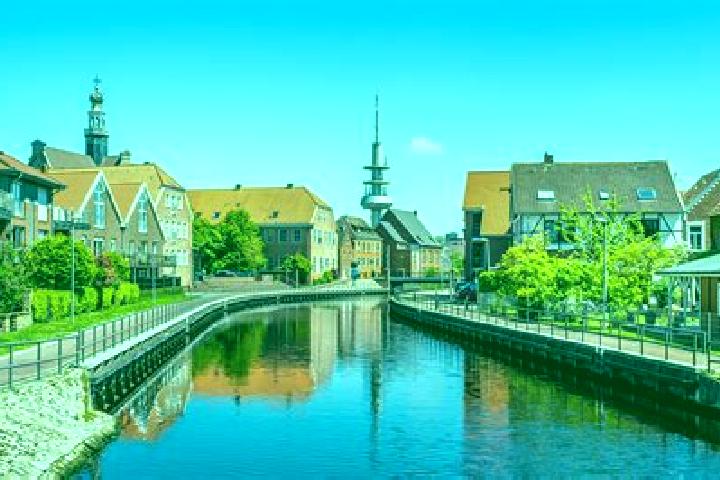Madison, 31 — Escort in Emden, Germany