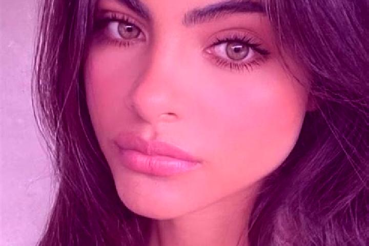 Madison, 32, a brunette dark-eyed middle eastern companion based in Tamesna. Offering Prostate Massage, Tantra, Duos, A-Level. Available for incall and outca...