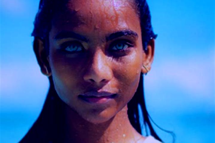 Madison, 32, a red blue-eyed indian companion based in Honorata. Offering Overnight, 69, Erotic Massage, Massage, Domination. Available for incall and outcal...