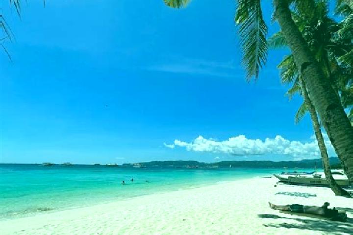 Madison, 32 — Escort in Balabag, Philippines