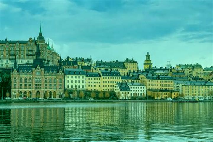 Madison, 32 — Escort in Harbo, Sweden