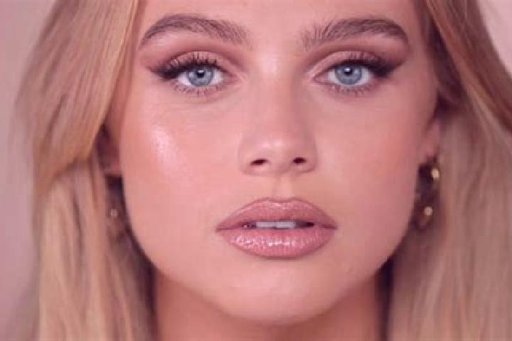 Madison, 33, a blonde blue-eyed caucasian companion based in Vaestra Karup. Offering Deep French Kissing, Roleplay, Domination. Available for incall and outc...