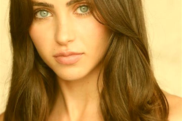 Madison, 33, a brunette dark-eyed indian companion based in La Banda. Offering Travel Companion, Dinner Date, BDSM, Striptease, Fetish. Available for incall ...
