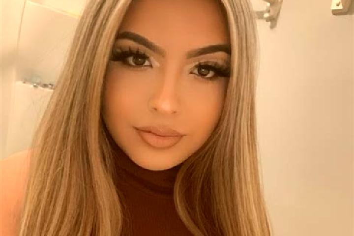 Madison, 34, a blonde brown-eyed latina companion based in Nienwohld. Offering Duos, Overnight, CIM. Available for incall and outcall, day and evening dates.
