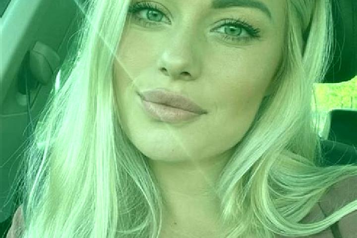 Madison, 34, a blonde hazel-eyed european companion based in Sardis. Offering Deep French Kissing, Prostate Massage, Fetish. Available for incall and outcall...