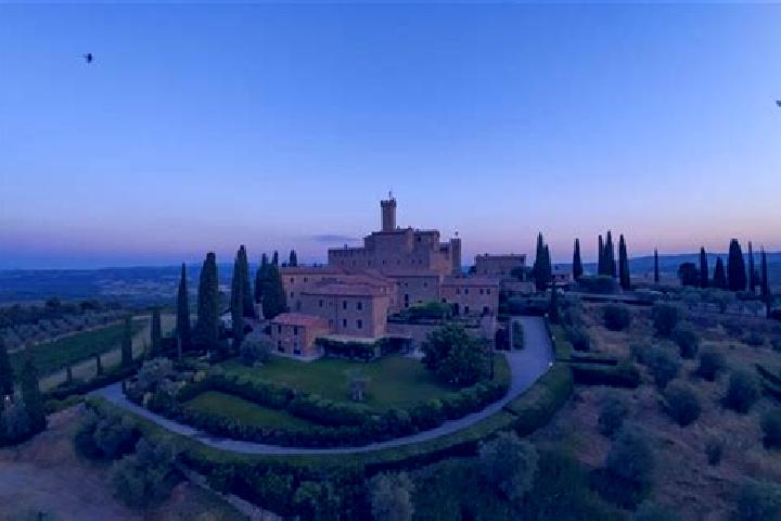 Madison, 34 — Escort in Castello Cabiaglio, Italy