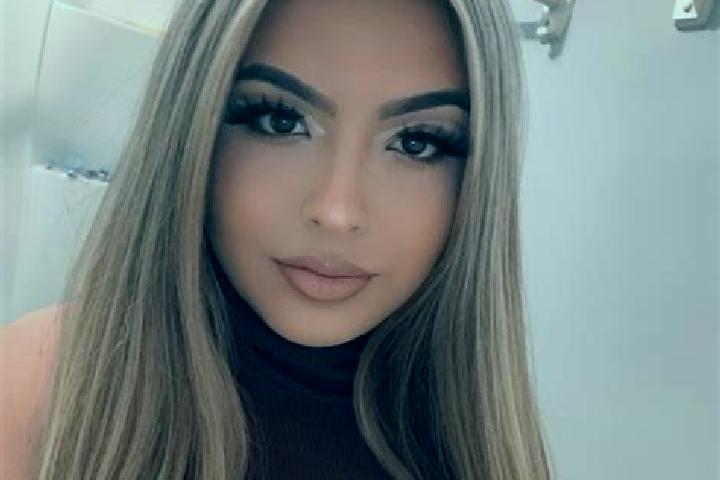 Madison, 35, a blonde brown-eyed latina companion based in Chek Chue. Offering 69, OWO, Domination. Available for incall and outcall, day and evening dates.