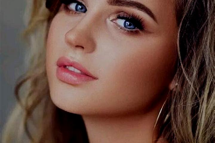Madison, 35, a dark blonde blue-eyed middle eastern companion based in San Jose Pequetzen. Offering OWO, Striptease, Tantra, Erotic Massage. Available for in...