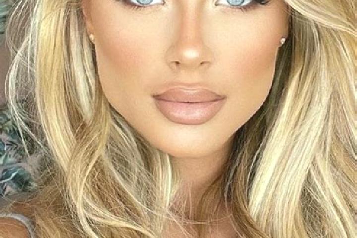 Madison, 35, a dark blonde hazel-eyed latina companion based in Santa Cruz de Goias. Offering A-Level, Deep French Kissing, CIM, Dinner Date. Available for i...