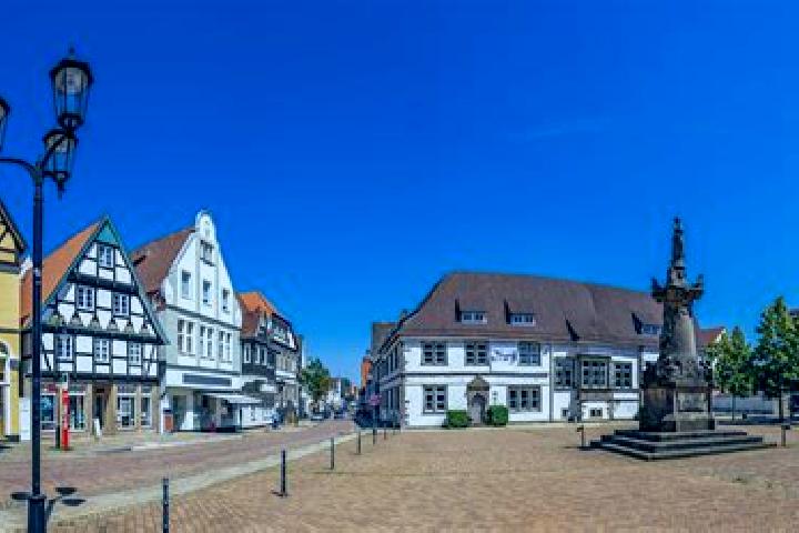 Madison, 35 — Escort in Bad Meinberg, Germany